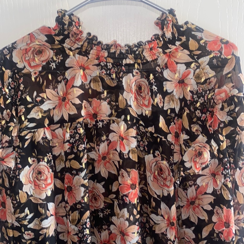 Floral print sheer shirt
